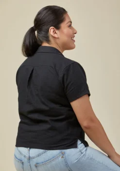 Poplinen Becky Linen Short Sleeve Button Down - Black