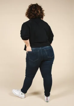 Poplinen Wilder Mock Neck Sweatshirt - Black