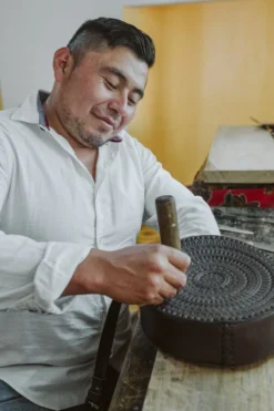 Purse & Clutch Embossed Circle Crossbody - Charcoal Accessories