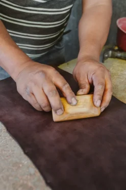 Purse & Clutch Accessories Leather Laptop Backpack - Charcoal