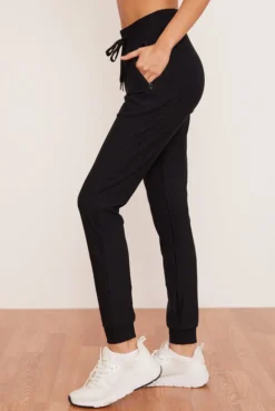 Wolven Activewear + Athleisure Recycled Jogger - Onyx 15 Wolven Activewear + Athleisure Recycled Jogger - Onyx