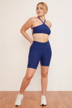 Wolven Recycled Pyramid Top - Indigo Activewear + Athleisure