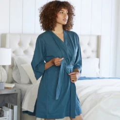 Coyuchi Solstice Short Robe