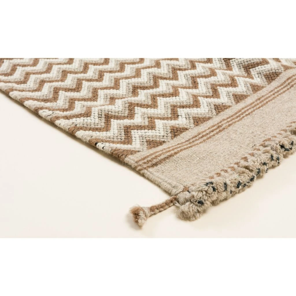 Studio Variously Bora Handloom Rug 5 Studio Variously Bora Handloom Rug