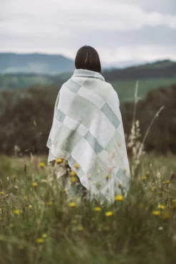 Zuahaza Home Goods Sumapaz Large Throw Blanket