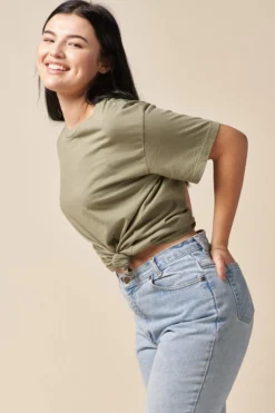 The Standard Stitch Boxy Crew - Sage