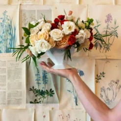 The Bright Angle Small Compote Porcelain Vase