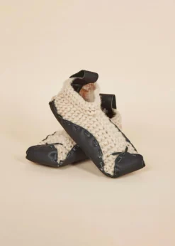 Chilote Best Sellers Unisex House Slippers - Black