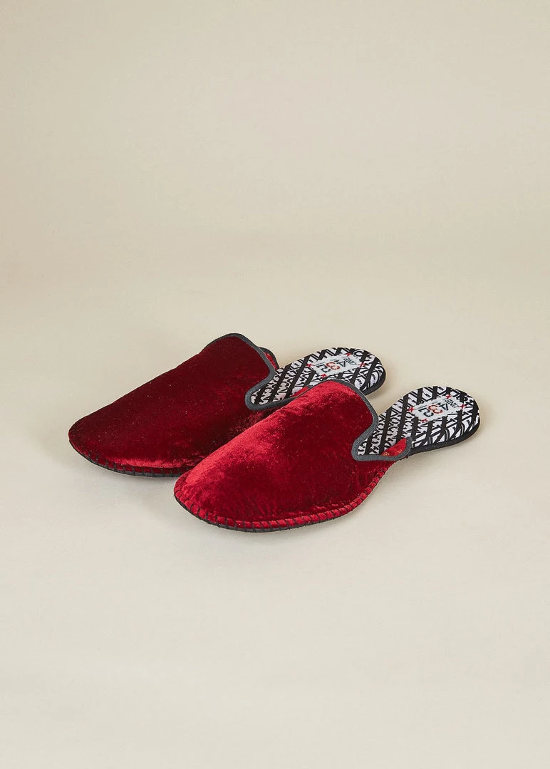 ONE432 Upcycled Velvet Unisex Slippers - Begum Scarlet Best Sellers 3 ONE432 Upcycled Velvet Unisex Slippers - Begum Scarlet Best Sellers