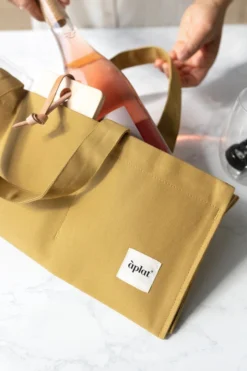 Aplat New Arrivals Vin Picnic Tote