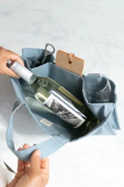 Aplat New Arrivals Vin Picnic Tote