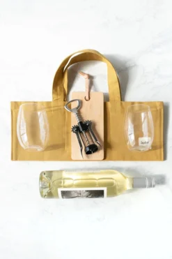 Aplat New Arrivals Vin Picnic Tote