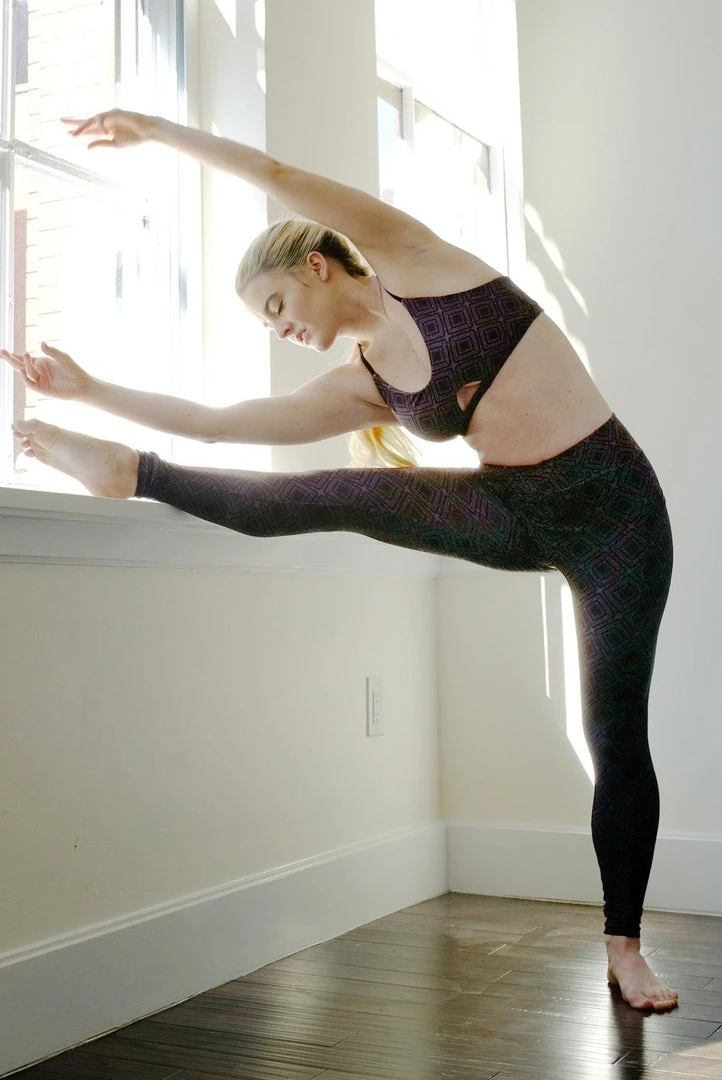 Wolven Activewear + Athleisure Crossover Recycled Legging With Pockets - Summit 11 Wolven Activewear + Athleisure Crossover Recycled Legging With Pockets - Summit