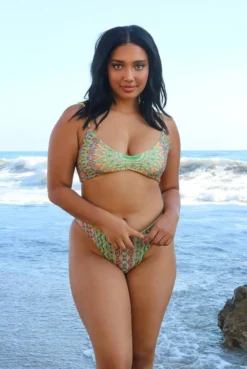 Wolven Reversible Ruched Recycled Swimsuit Top - Fauna