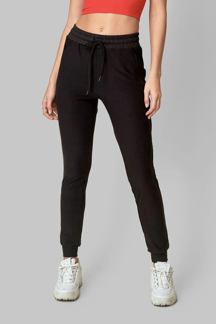 Wolven Activewear + Athleisure Recycled Jogger - Onyx 9 Wolven Activewear + Athleisure Recycled Jogger - Onyx
