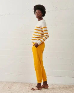 WVN Isle Crew Sweater Clothing