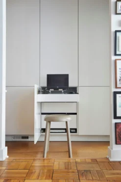 Emeco Za Recycled Small Stool 17 Emeco Za Recycled Small Stool