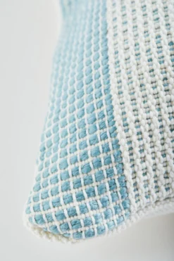 Zuahaza Páramo Throw Pillow Cover